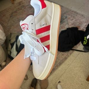 Adidas campus 00s crystal white / scarlet red W7.5